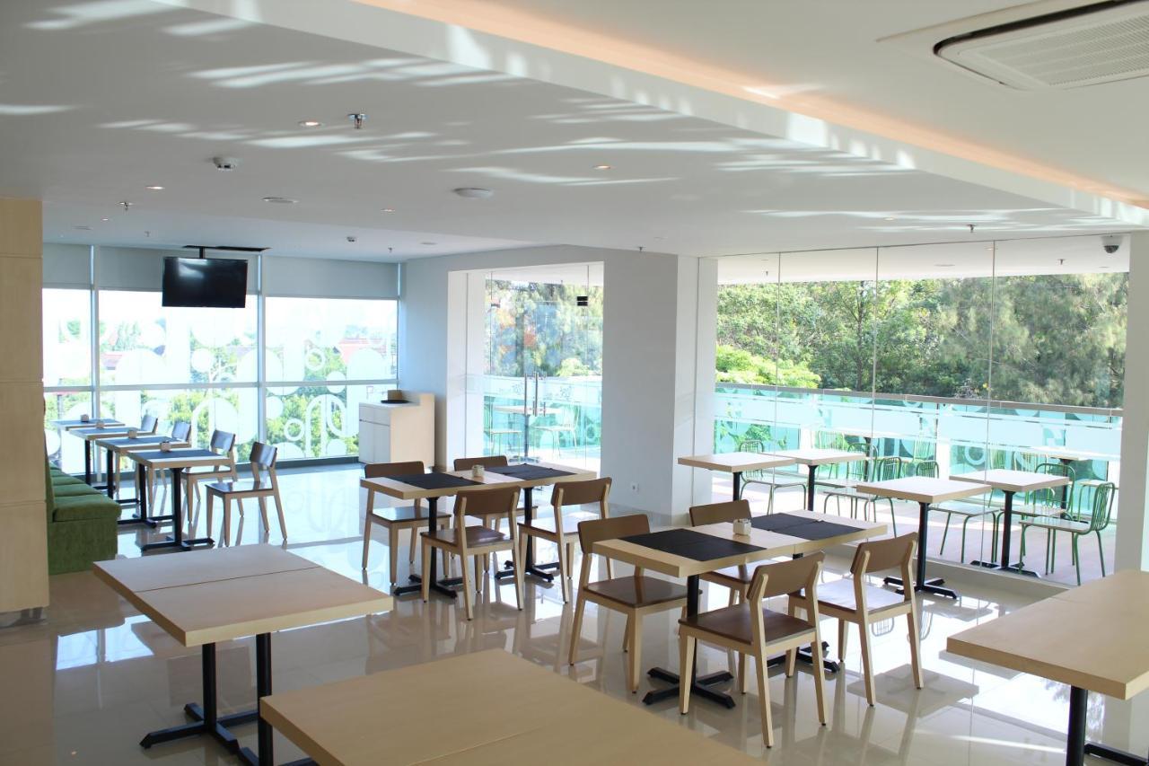 Zest Parang Raja Solo By Swiss-Belhotel International Bonorejo Exterior photo