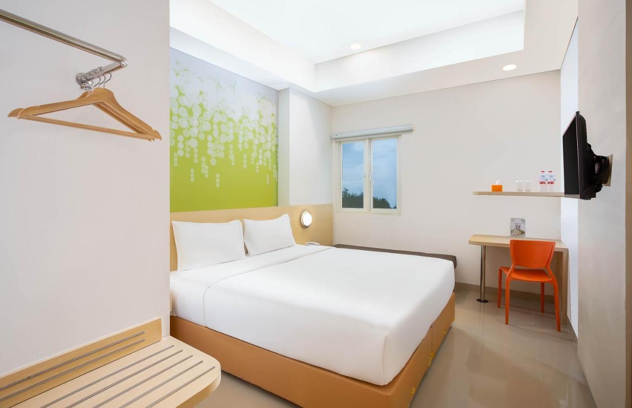 Zest Parang Raja Solo By Swiss-Belhotel International Bonorejo Exterior photo