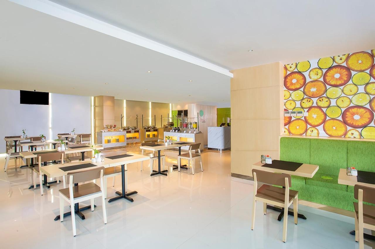 Zest Parang Raja Solo By Swiss-Belhotel International Bonorejo Exterior photo